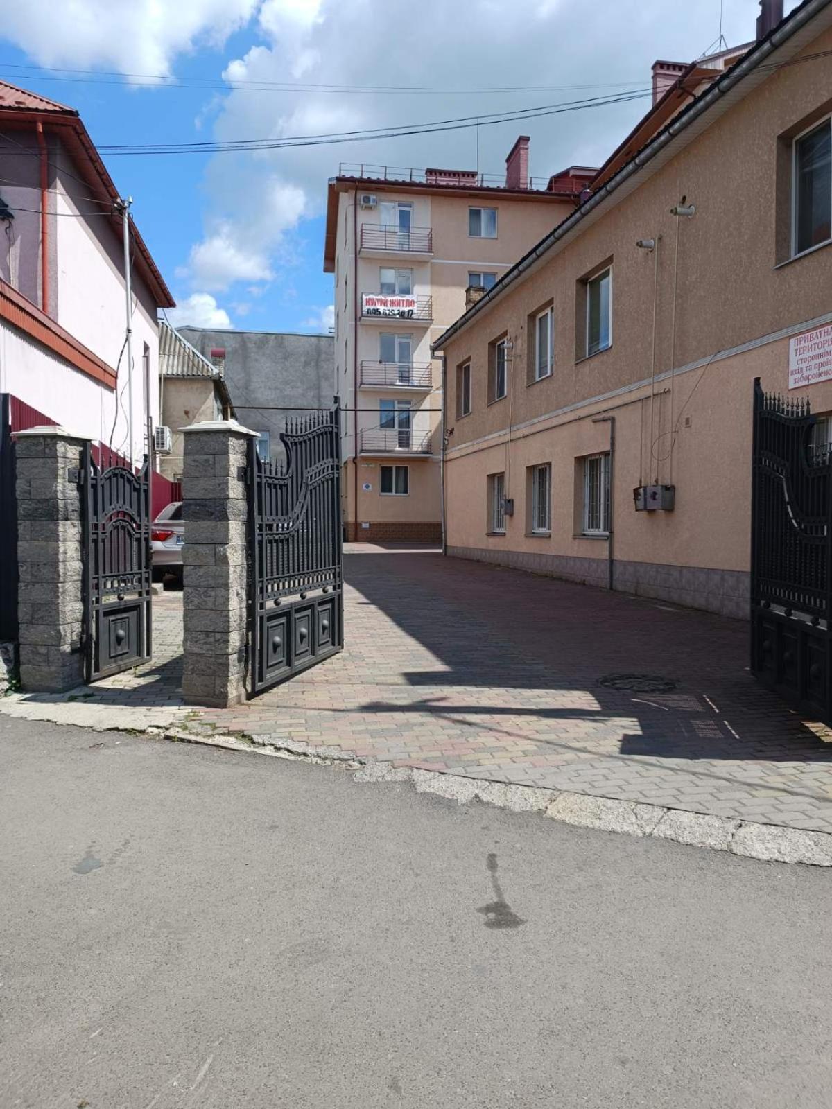 Apartments Domovik On Beregovskaya 3 Mukatjeve Exteriör bild